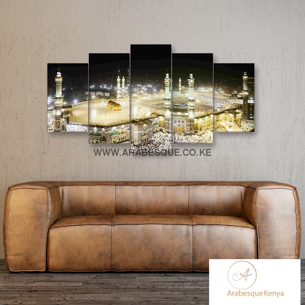 The Great Mosque Of Mecca Al Masjid Al Aram At Night - Arabesque